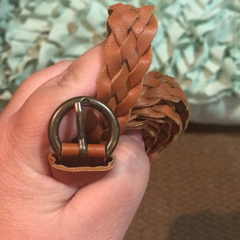 - Braided belt in cognac L skinny size 40